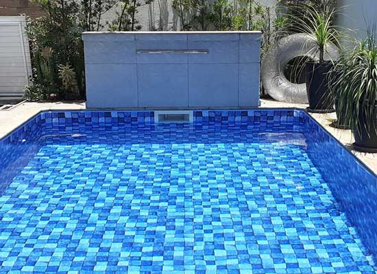 Piscinas de Vinil e Alvenaria